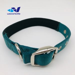Colar de nylon ajustável de cor sólida para cão